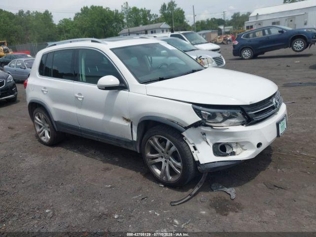  Salvage Volkswagen Tiguan