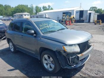  Salvage Jeep Compass