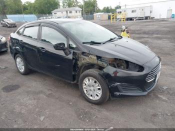  Salvage Ford Fiesta