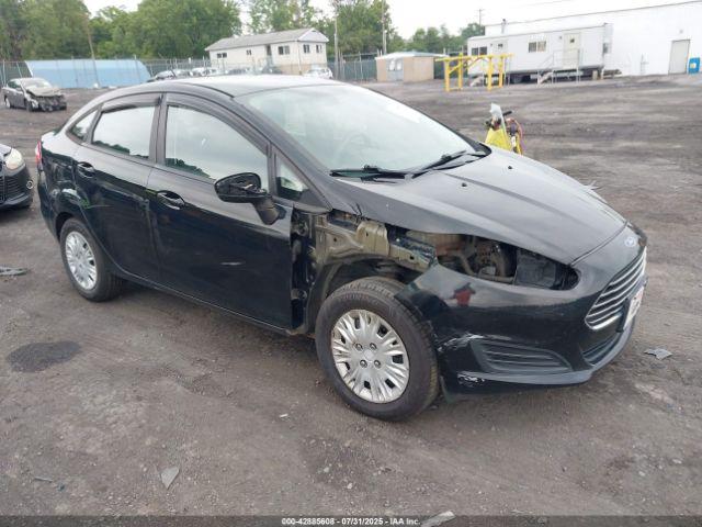  Salvage Ford Fiesta
