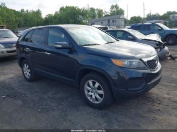  Salvage Kia Sorento