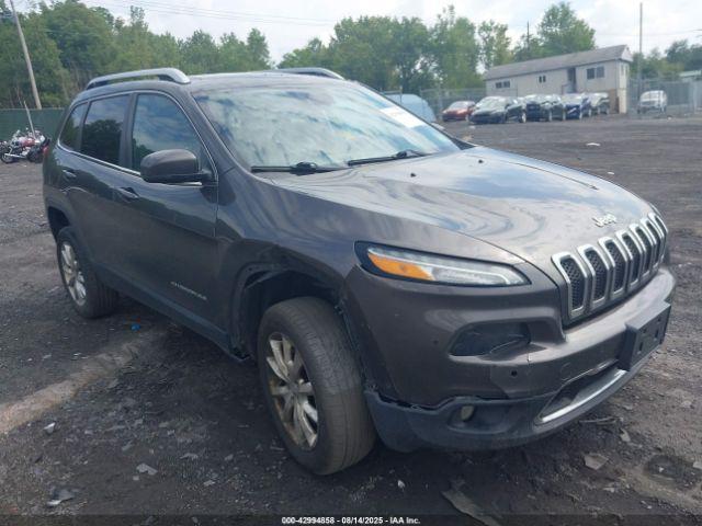  Salvage Jeep Cherokee