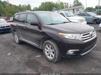 Salvage Toyota Highlander