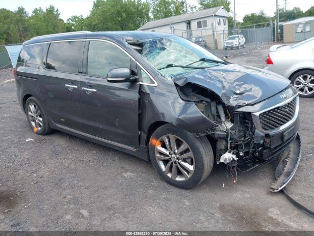  Salvage Kia Sedona