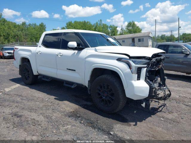  Salvage Toyota Tundra