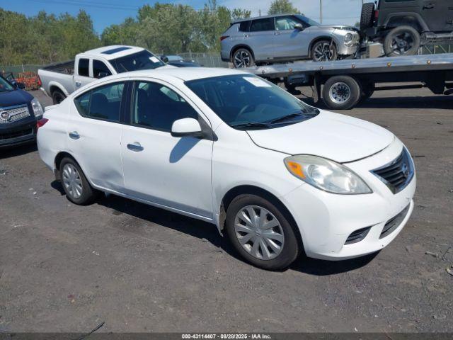  Salvage Nissan Versa