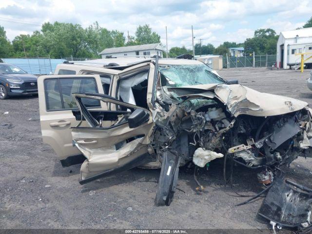  Salvage Jeep Patriot