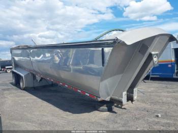  Salvage Mac Trailer Mfg Dump Trailer