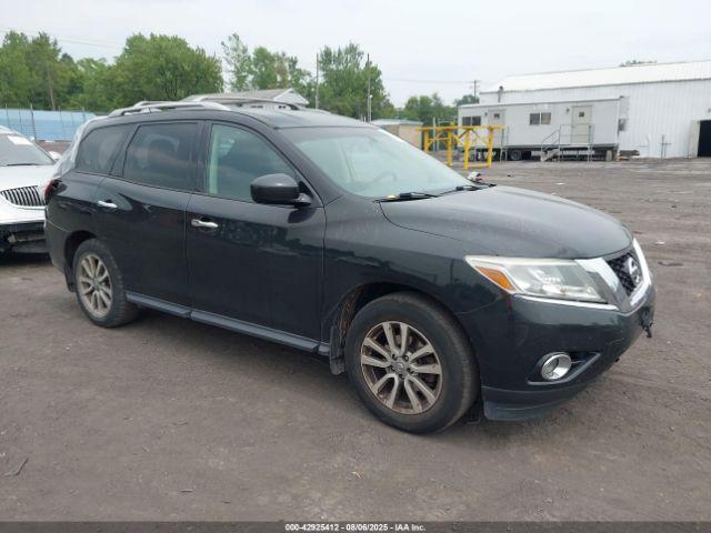  Salvage Nissan Pathfinder