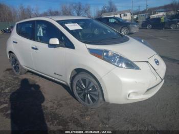 Salvage Nissan LEAF