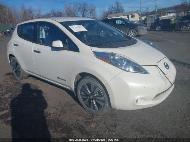  Salvage Nissan LEAF