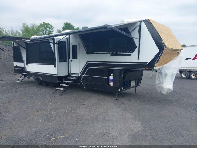  Salvage Brinkley Rv Model G 5th Wheel