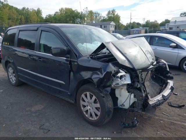  Salvage Chrysler Town & Country