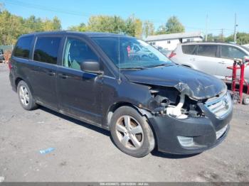  Salvage Volkswagen Routan