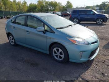  Salvage Toyota Prius