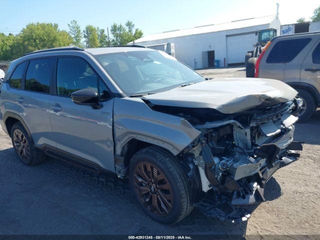  Salvage Subaru Forester