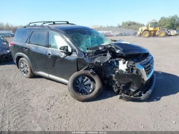  Salvage Nissan Pathfinder