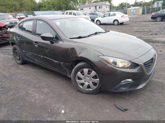  Salvage Mazda Mazda3