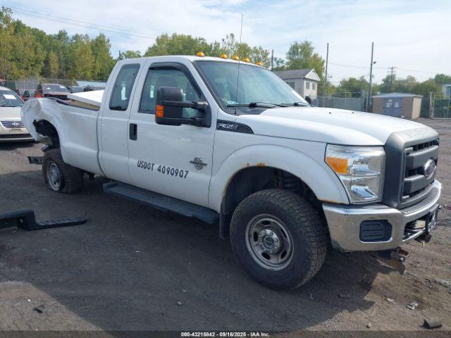  Salvage Ford F-350