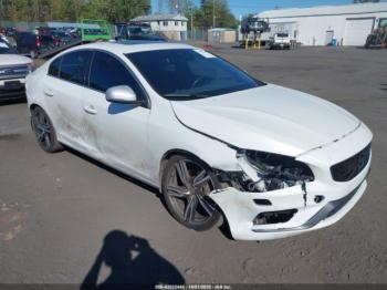  Salvage Volvo S60
