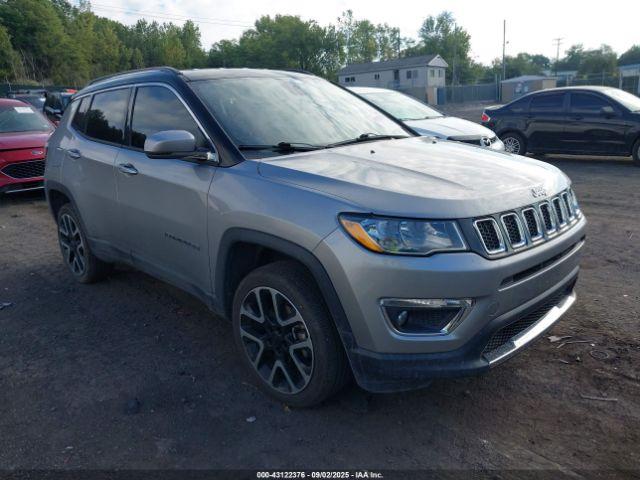  Salvage Jeep Compass