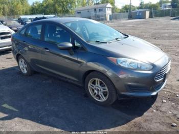  Salvage Ford Fiesta