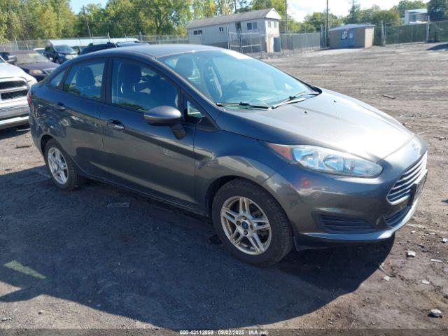  Salvage Ford Fiesta