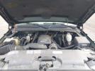Chevrolet Silverado 2500 Work Truck Image 9