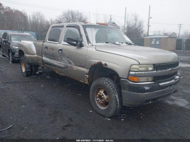  Salvage Chevrolet Silverado 3500