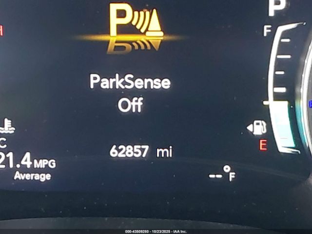 Chrysler Pacifica Touring L Plus Image 7