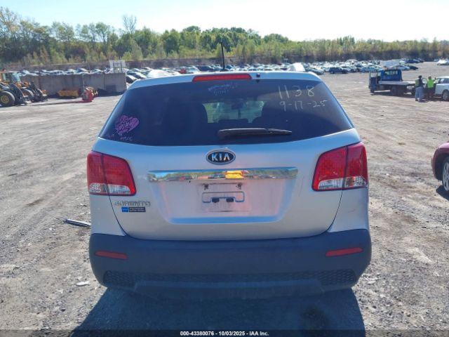 Kia Sorento Lx V6 Image 13