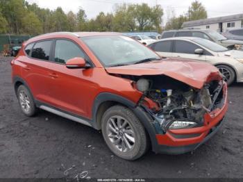  Salvage Hyundai TUCSON