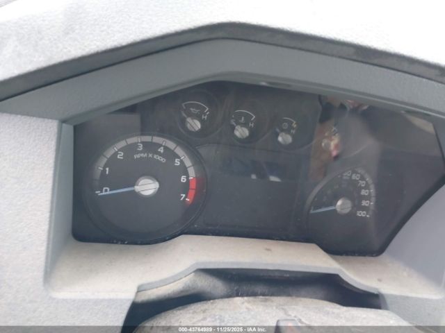 Ford F-250 Xlt Image 2