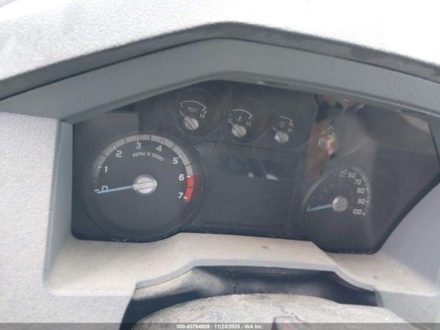 Ford F-250 Xlt Image 2