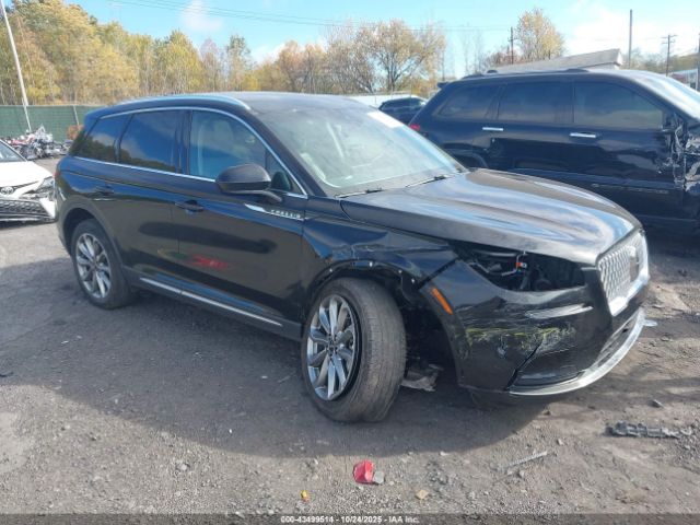 Lincoln Corsair Standard Image 1