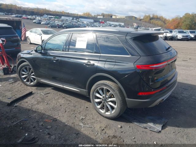 Lincoln Corsair Standard Image 4