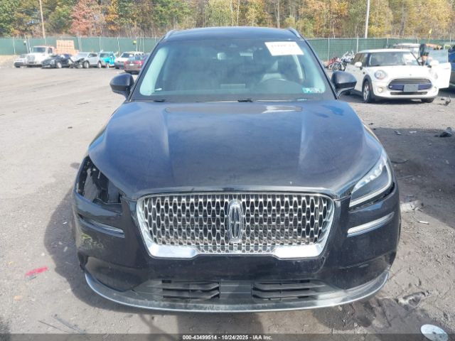 Lincoln Corsair Standard Image 3