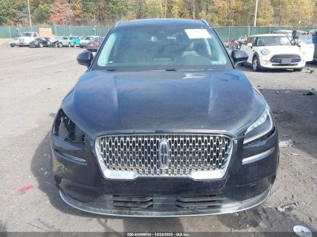 Lincoln Corsair Standard Image 3