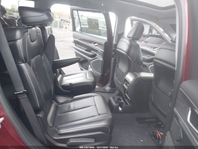 Jeep Grand Cherokee Limited 4x4 Image 3