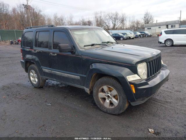 Salvage Jeep Liberty