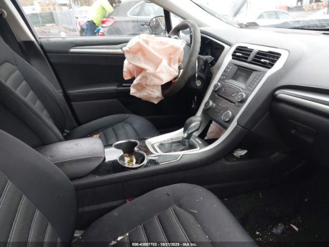 Ford Fusion Se Image 3