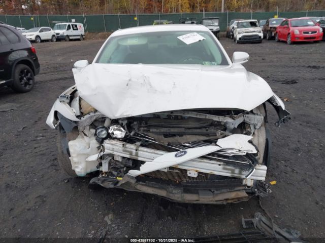 Ford Fusion Se Image 4