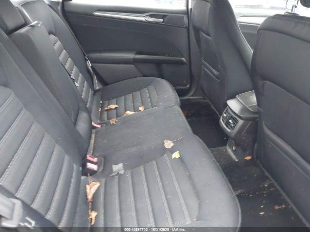 Ford Fusion Se Image 6