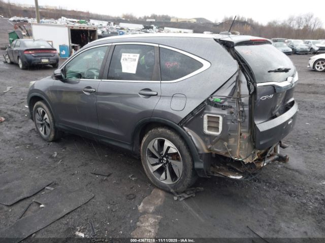 Honda CR-V Touring Image 2