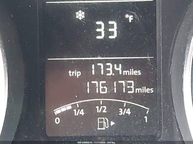 Volkswagen Jetta 2.0l S Image 13