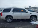 Cadillac Escalade Premium Image 12