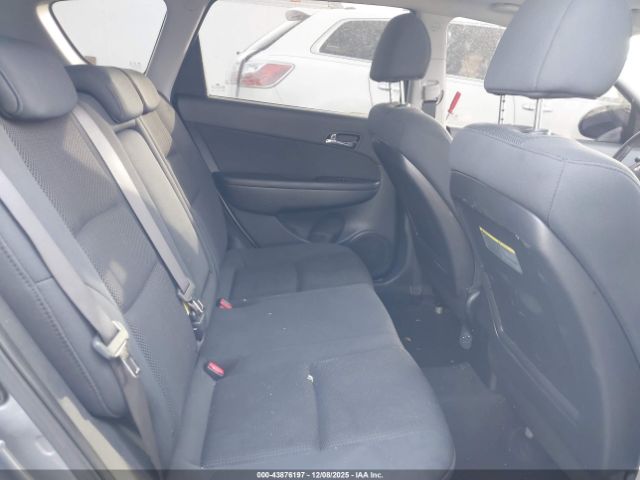 Hyundai ELANTRA Se Image 8