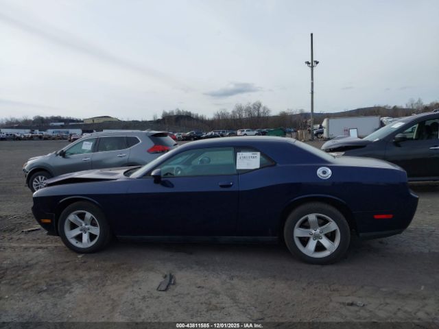 Dodge Challenger Sxt Image 13