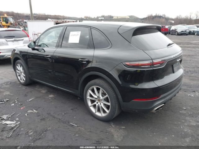 Porsche Cayenne Image 14