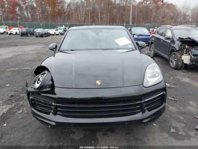 Porsche Cayenne Image 11